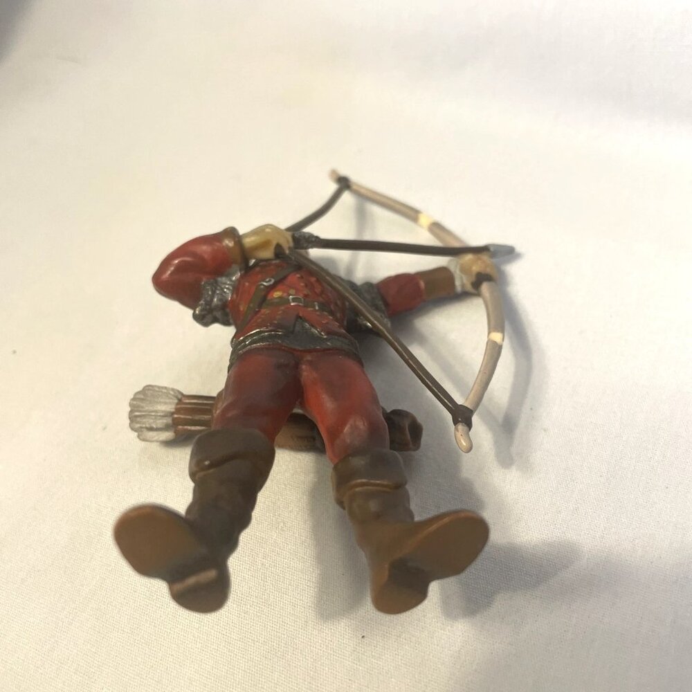 Schleich 2003 Ritter Red Archer with Long Bow 70015 Figure Knight Arrows - Picture 4 of 12